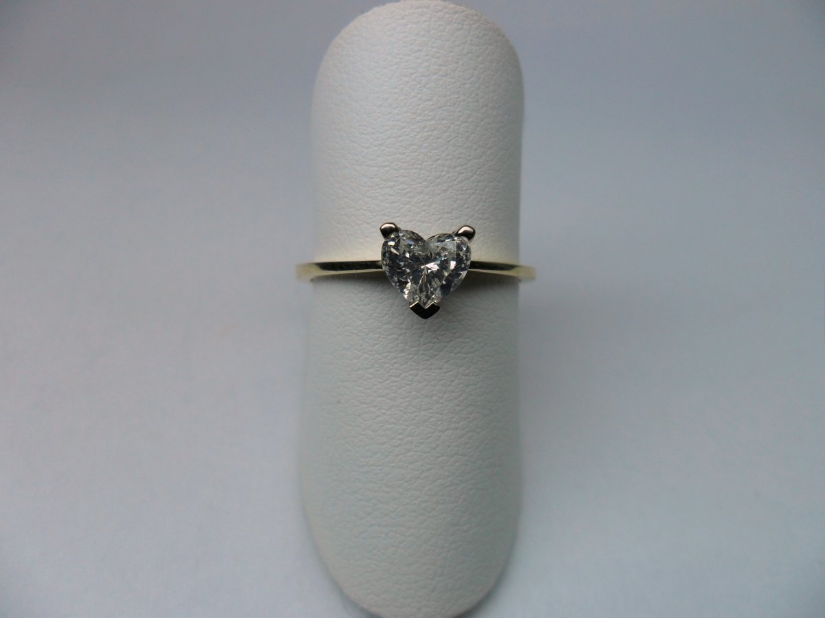 Hart Solitair Ring Geelgoud